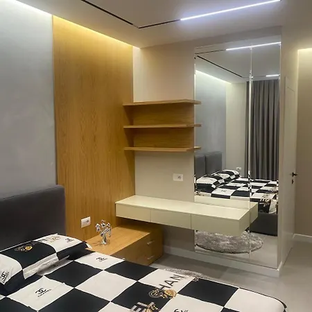 Apartment Apartment *
